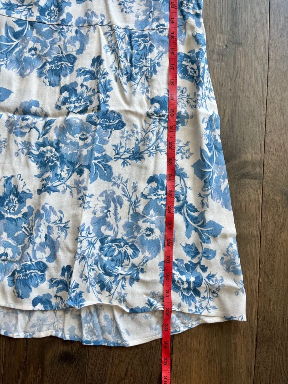 Reformation Brittney Floral Mini Dress Blue White Size 8 Short Puff Sleeve - Picture 8 of 8